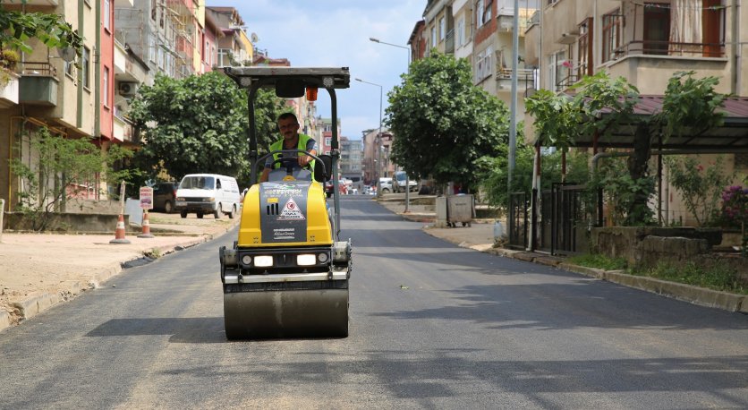 ALTINORDU BELEDİYESİNDEN SUBAŞI MAHALLESİNE SICAK ASFALT