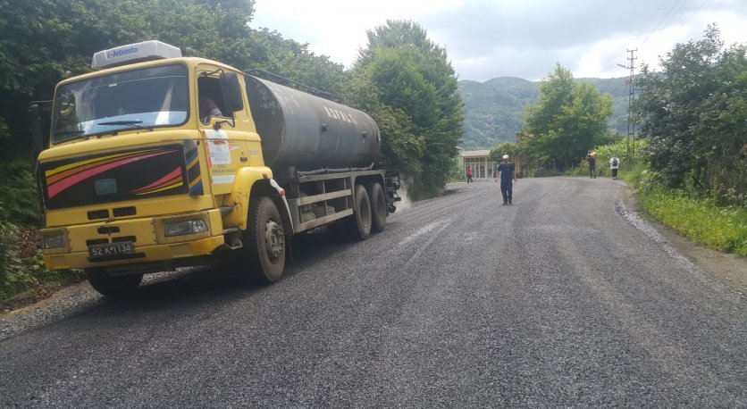 BÜYÜKŞEHİRDEN ASFALT ATAĞI