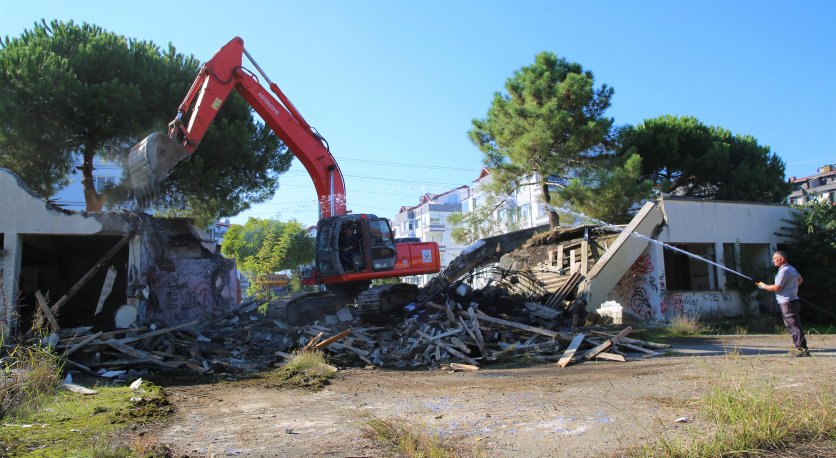 ALTINORDU BELEDİYESİ ‘METRUK BİNALARI GÜVENLİ HALE GETİRİYOR