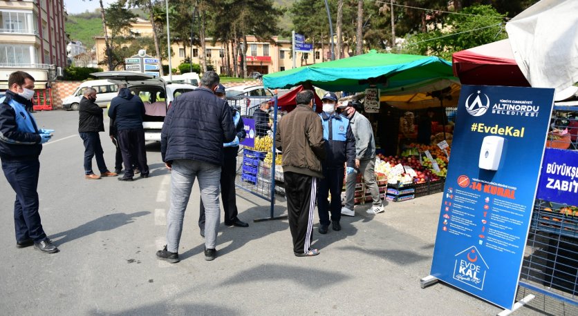 ALTINORDU BELEDİYESİ PAZAR YERLERİNDE DENETİMİ SIKLAŞTIRDI