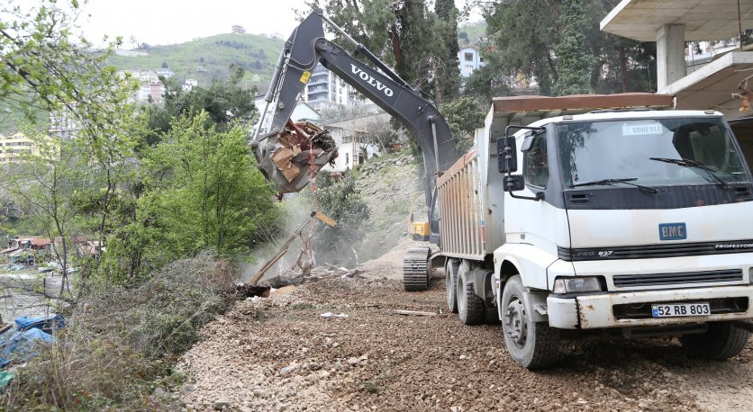 BELDE EVLERİN ALANI HALKA AÇILIYOR