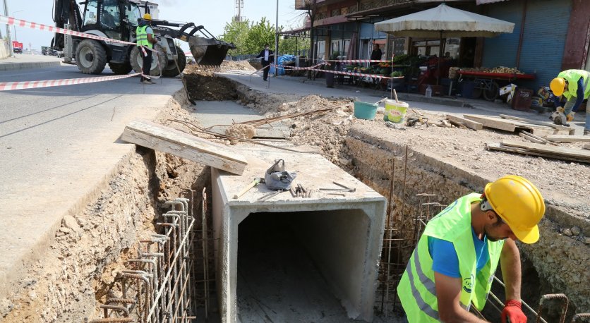 ÜNYEDE YAĞMUR SUYU HATLARININ YAPIMI TAMAMLANDI