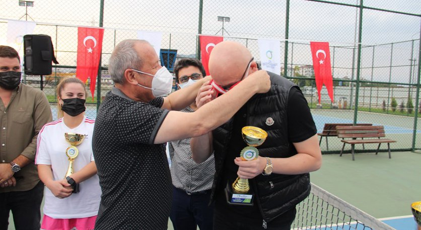TENİS TURNUVASI SON BULDU