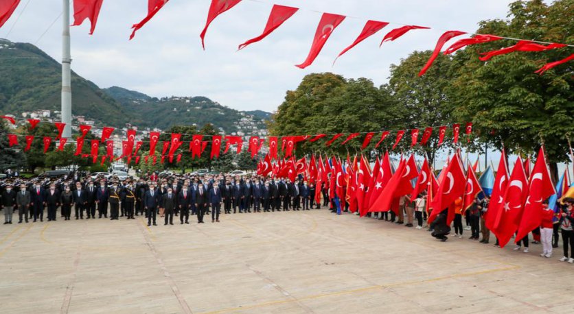 CUMHURİYET BAYRAMI KUTLAMALARI BAŞLADI