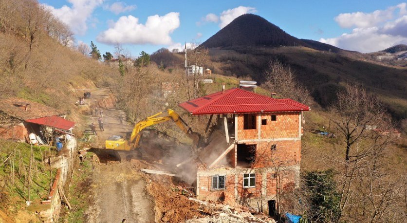 BÜYÜKŞEHİR HEYELAN BÖLGESİNDE