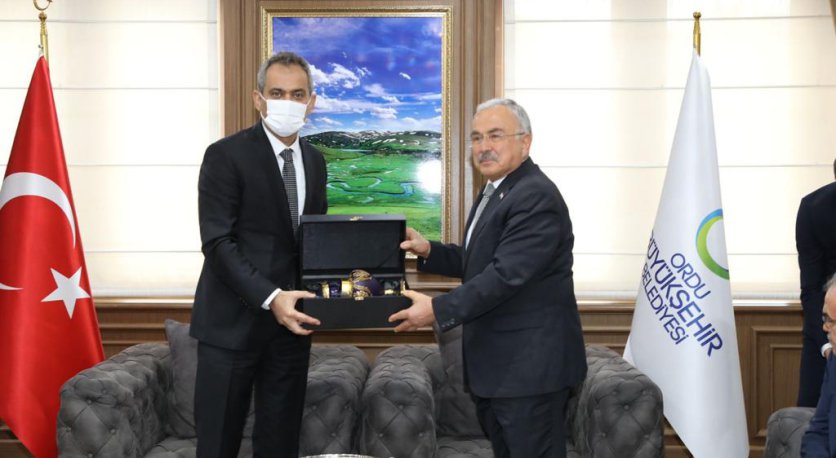 MİLLİ EĞİTİM BAKANI MAHMUT ÖZER, BAŞKAN GÜLER´İ ZİYARET ETTİ 