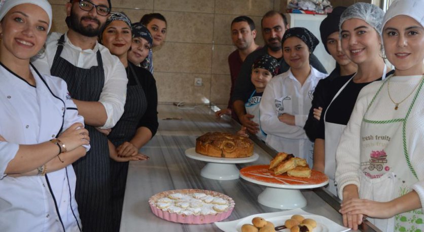 ORMEK MUTFAKLARI, AŞÇI ADAYLARINA EV SAHİPLİĞİ YAPIYOR 