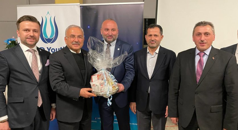 BAŞKAN GÜLER, AVRUPADAKİ İŞ İNSANLARI İLE BULUŞTU 