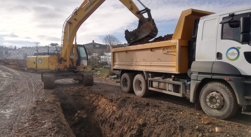 BÜYÜKŞEHİR, ÜNYE´NİN ALTYAPISINI YENİLİYOR