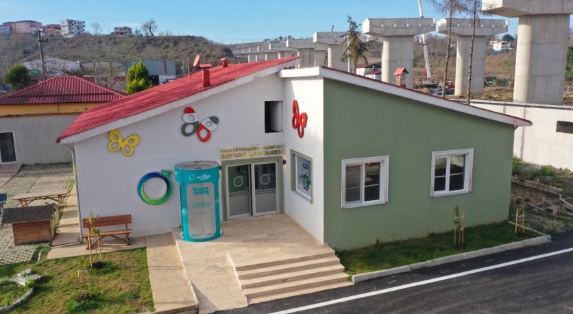 HAYVAN HASTANESİNDE 12 BİN 658 CAN YAŞAMA TUTUNDU