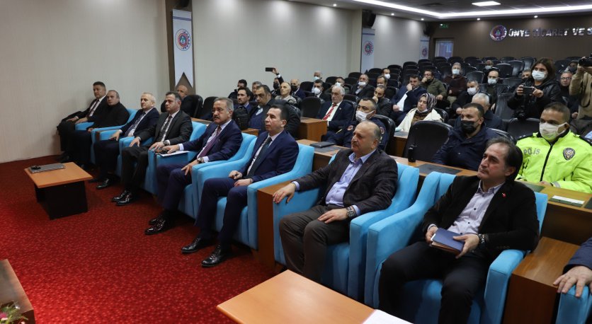 ÜNYE´NİN TRAFİK SORUNU ÇÖZÜME KAVUŞUYOR 