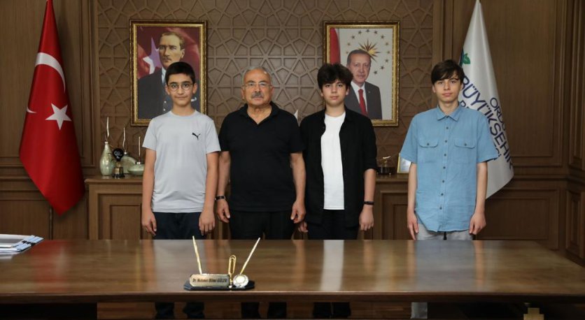 3 ÖĞRENCİ, ORDUNUN GURURU OLDU