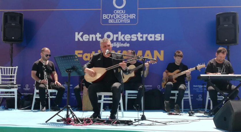 KENT ORKESTRASI İLÇELERİ GEZİYOR