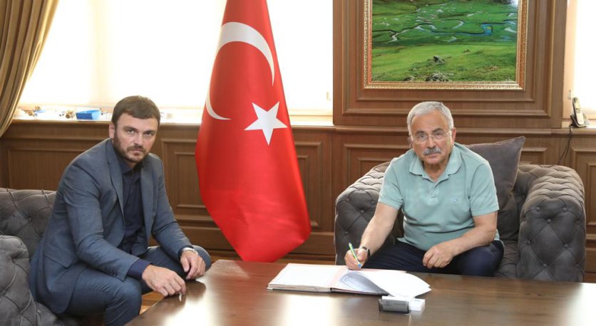 ORGANİK YUMURTA ÜRETİCİLERİNE 2 MİLYON TL DESTEK