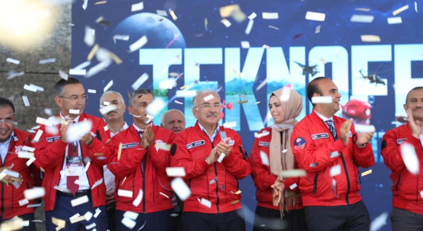 DOLU DOLU GEÇEN TEKNOFEST SONA ERDİ  