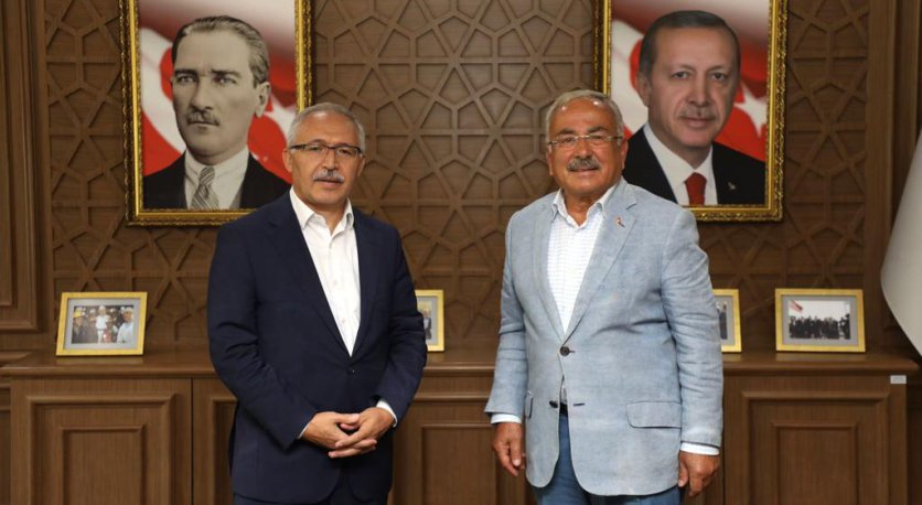 KÖŞE YAZARLARINDAN ORDU´YA ÇIKARMA  