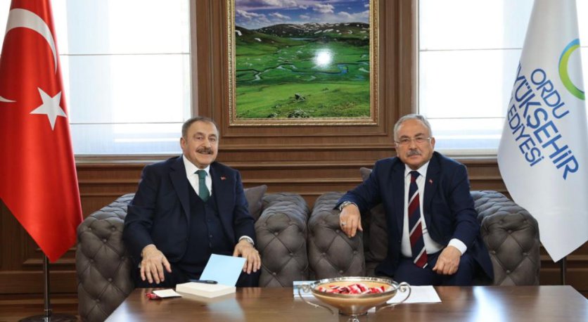 ESKİ BAKAN EROĞLU BÜYÜKŞEHİRDE 