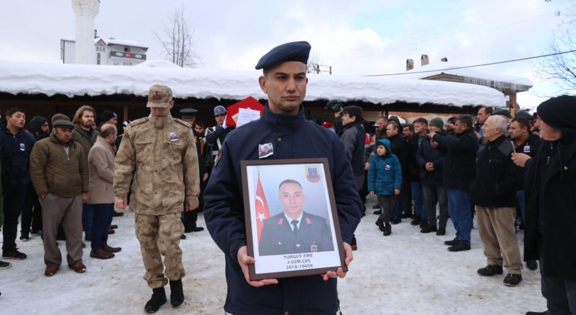 DEPREMDE HAYATINI KAYBEDENLER TOPRAĞA VERİLDİ