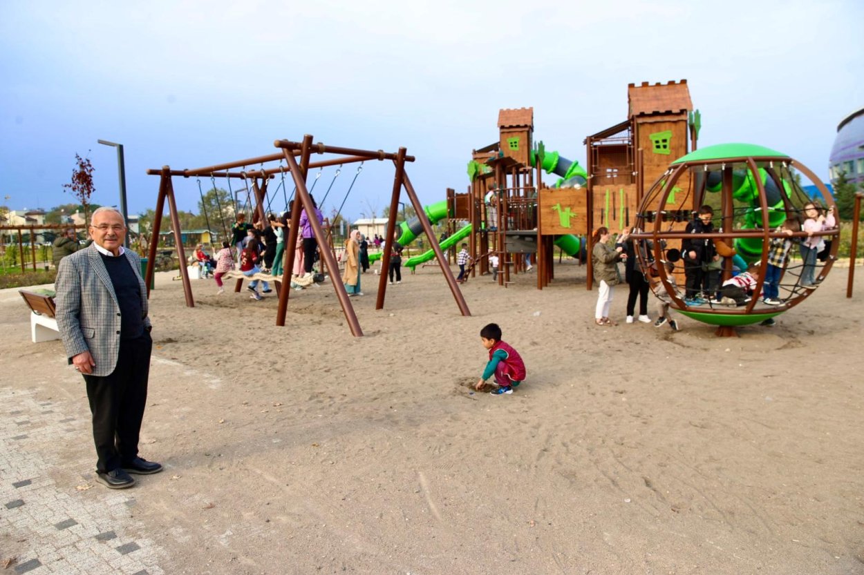 BAŞKAN GÜLERİN VİZYONUYLA DURUGÖL HALKIN PARKINA DÖNÜŞTÜ