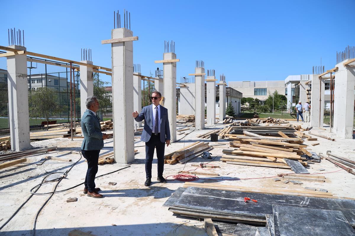 Üniversitemiz Aile Sağlığı Merkezi Yeni Binasının Yapımına Başlandı