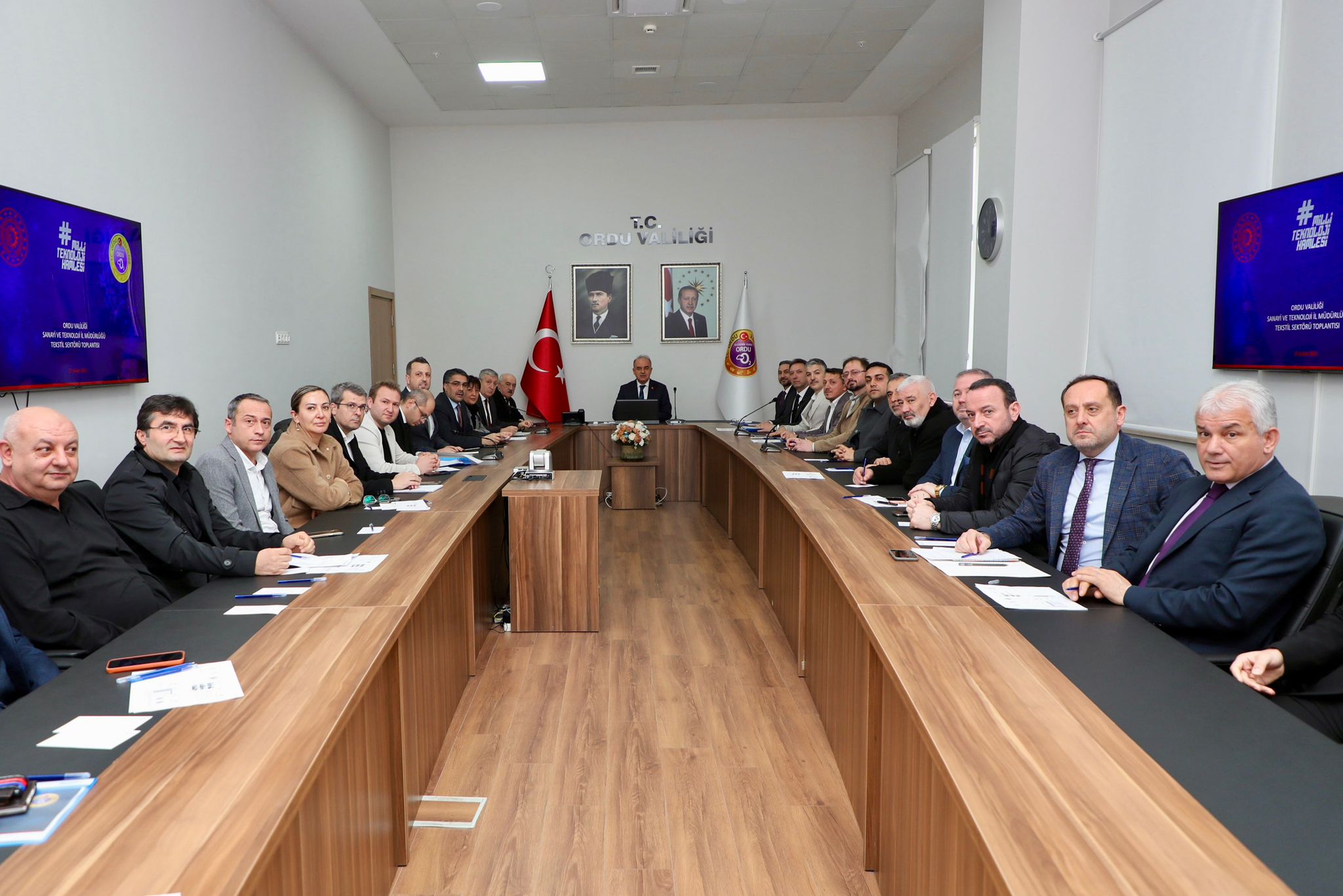 Tekstil Sektörünün Sorunları, Sıkıntıları ve Talepleri Değerlendirildi