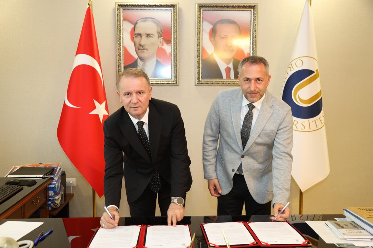 Üniversitemiz ile Türkiye-ABD Kültürel Mübadele Komisyonu Arasında Eğitimde İş Birliği Anlaşması Yapıldı