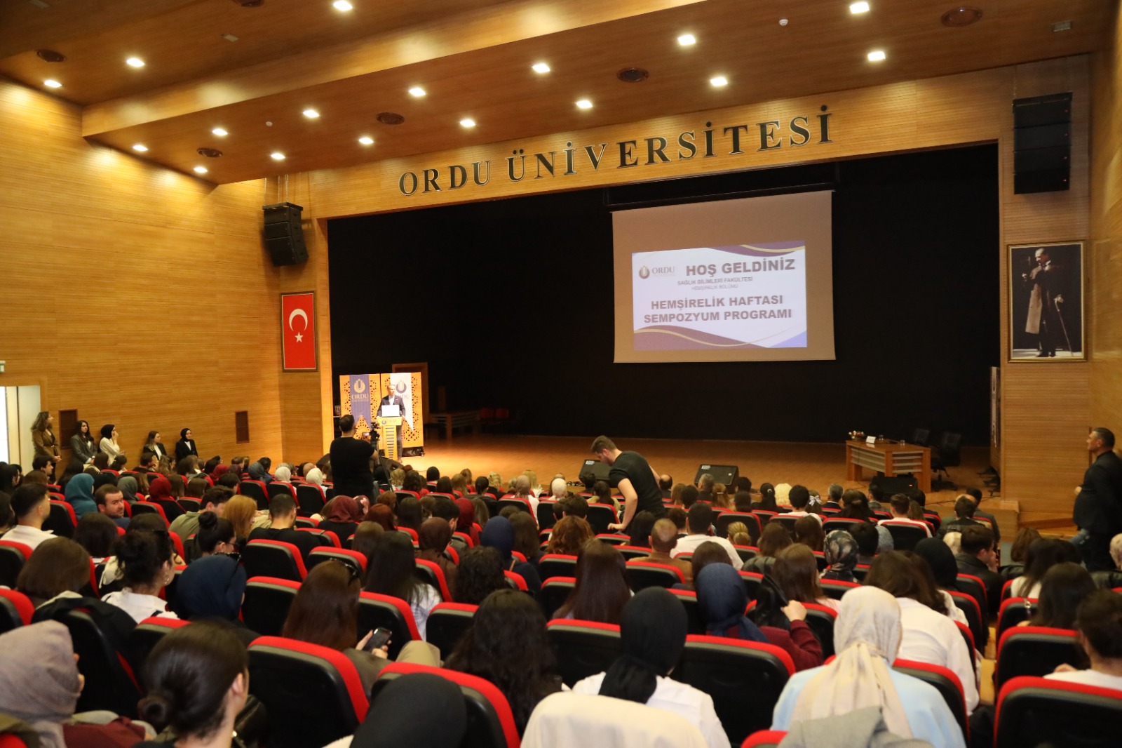 “Hemşirelik Haftası Sempozyumu” Üniversitemiz Ev Sahipliğinde Başladı