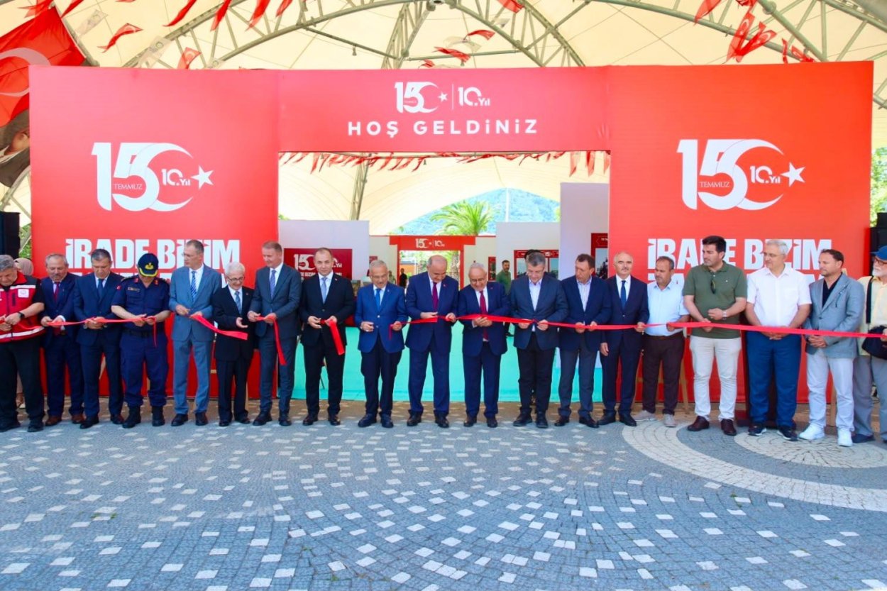 15 TEMMUZ RUHU YAŞATILIYOR