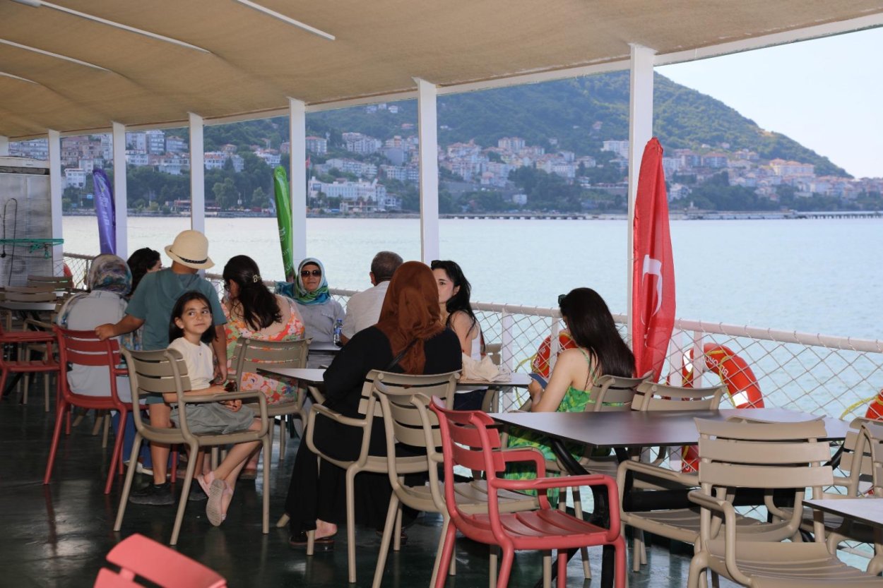 ŞEHİT NECATİ GÜRKAYA GEMİSİ İLK SEFERİNİ YAPTI
