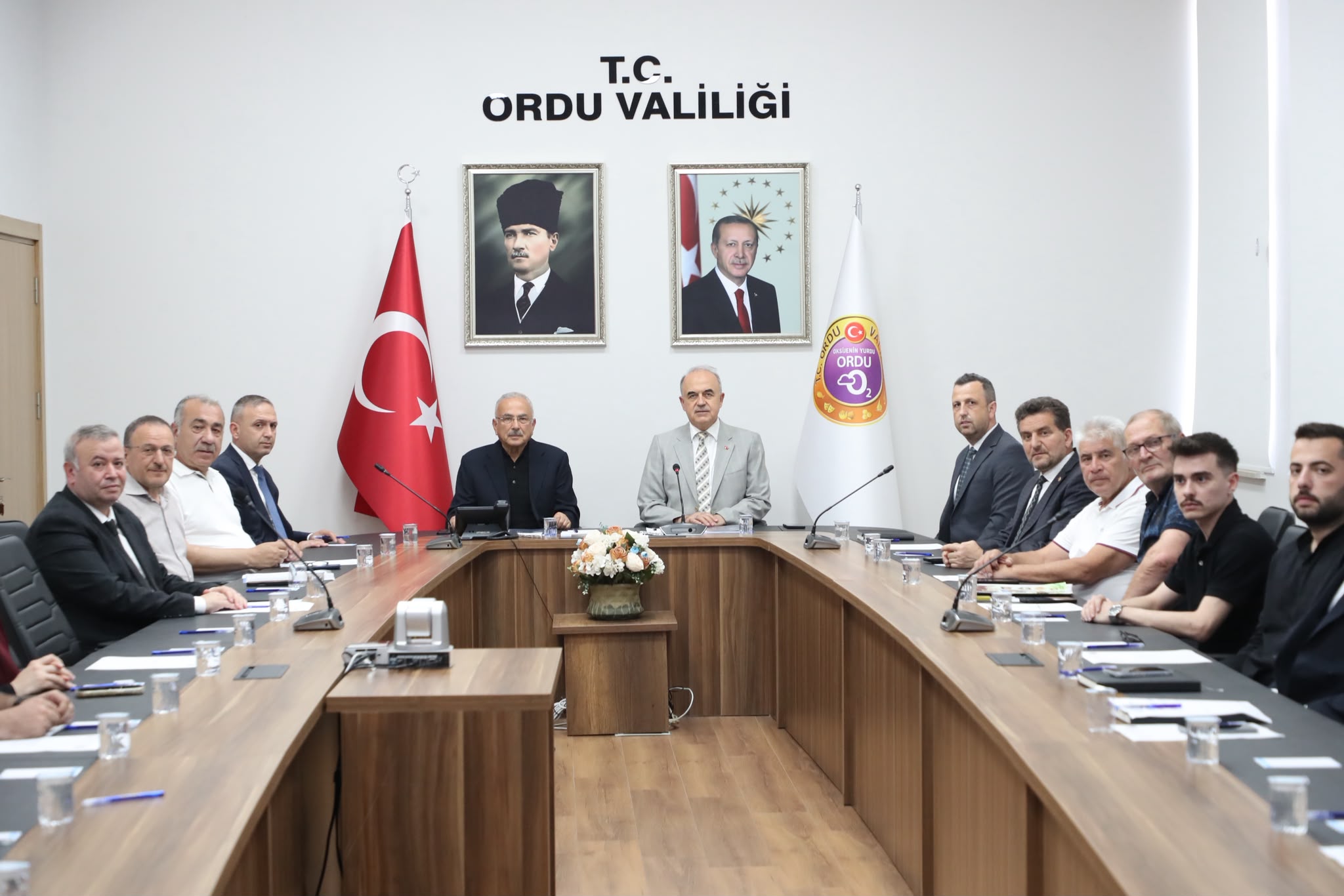 Vali Erol, Ağaç, Orman ve Mobilya Sektörü Temsilcileri İle Bir Araya Geldi