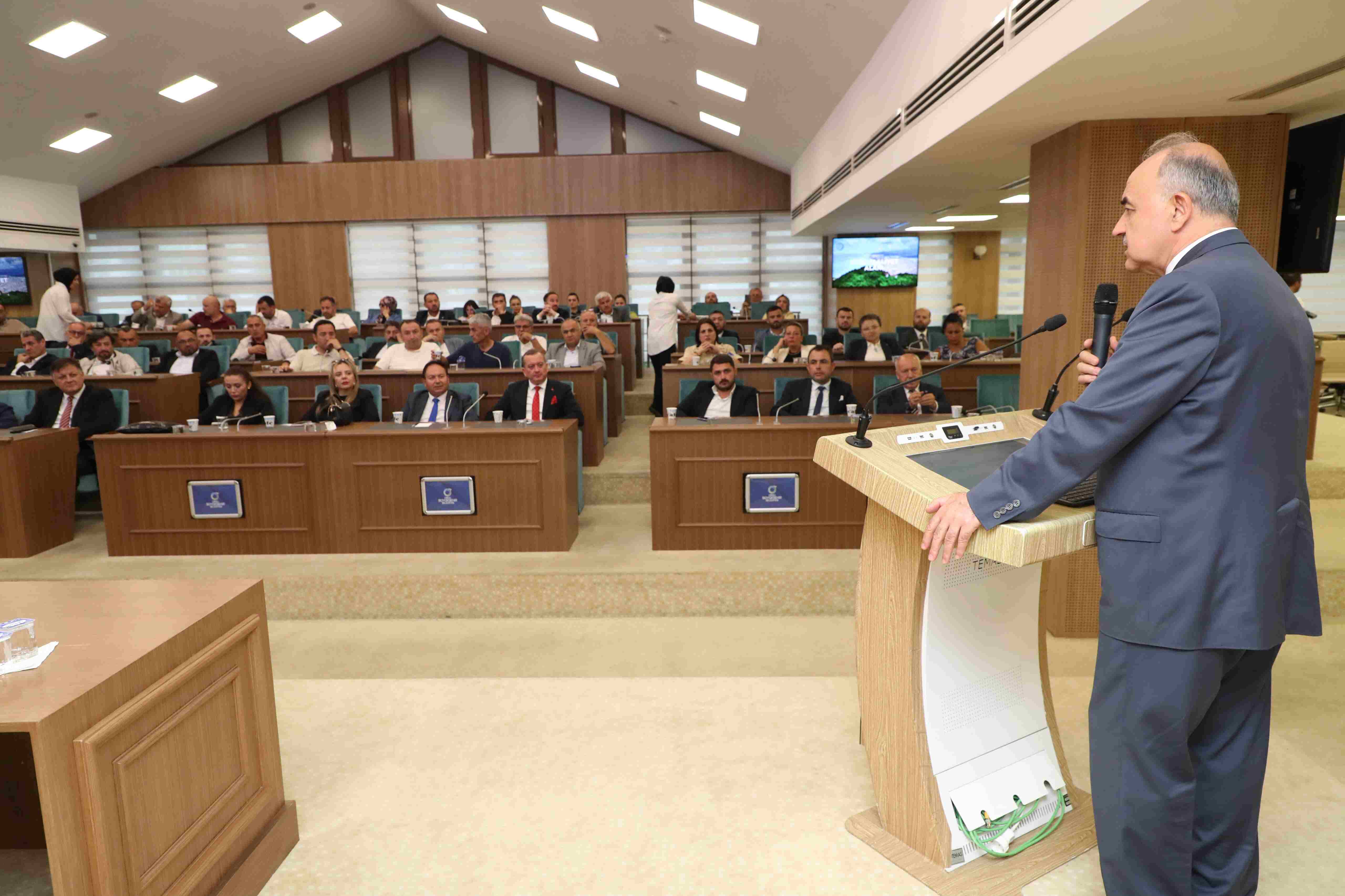 Vali Muammer Erol, Ordulu İş İnsanları Zirvesine Katıldı