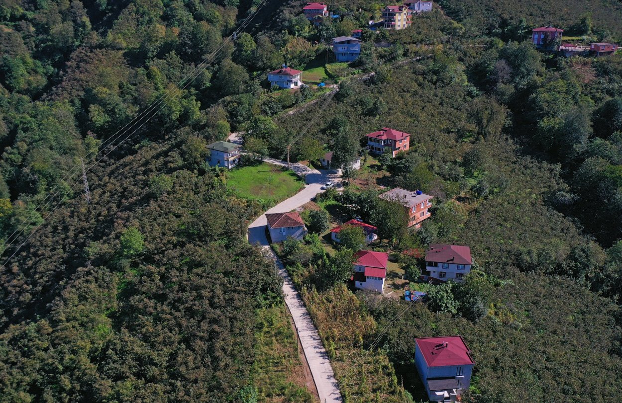 ÇAMAŞ BUDAK MAHALLESİ’NE BETON YOL