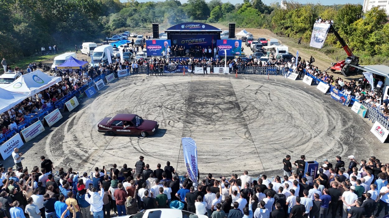 OTOMOBİL TUTKUNLARI ORDU’DA BULUŞTU
